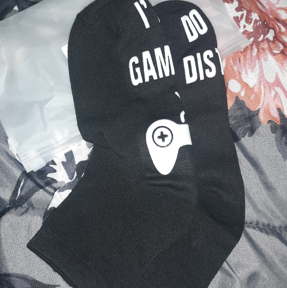 "I'm gaming" "Do not disturb" socks